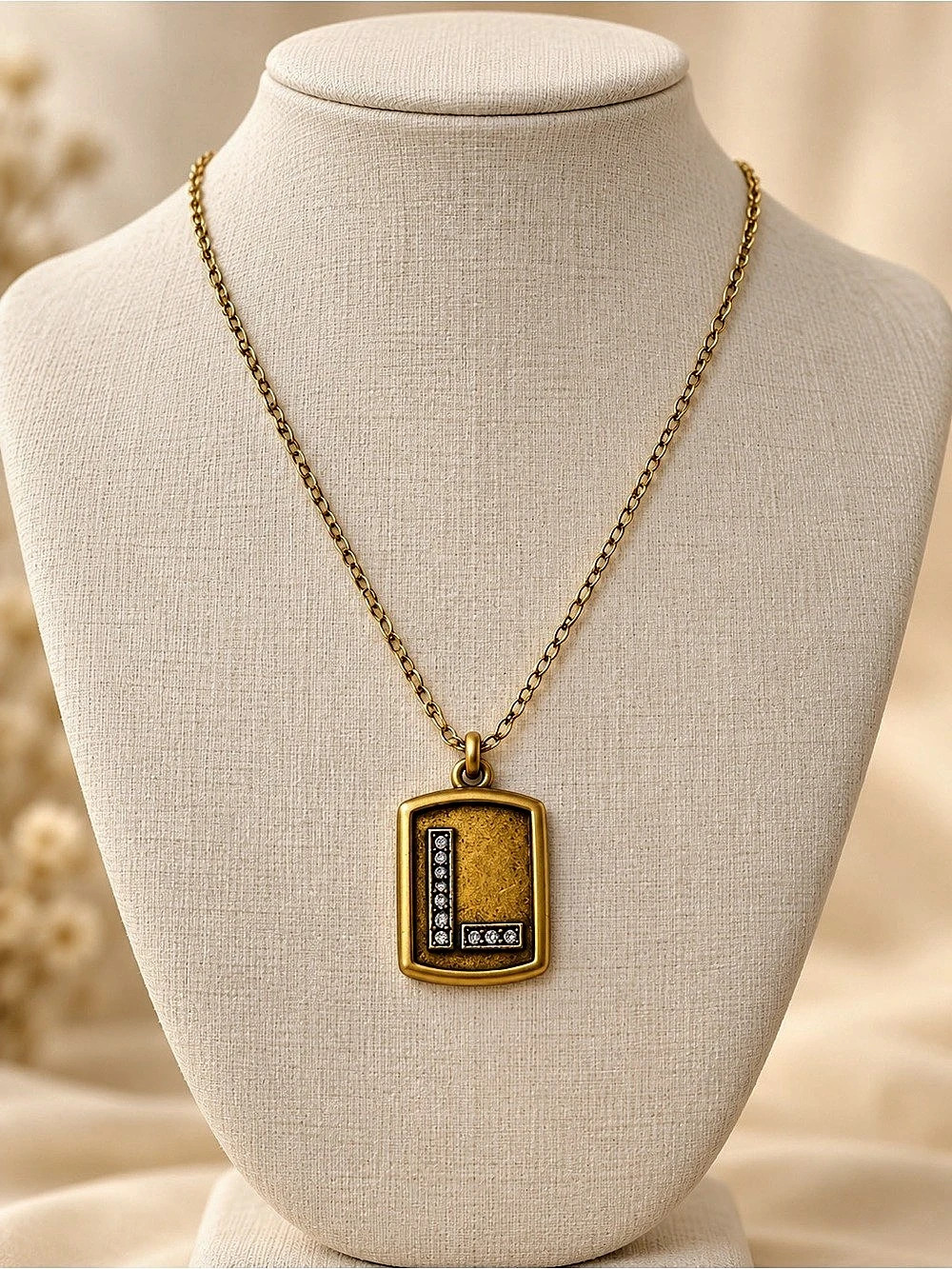 L Tag Necklace Gold 294